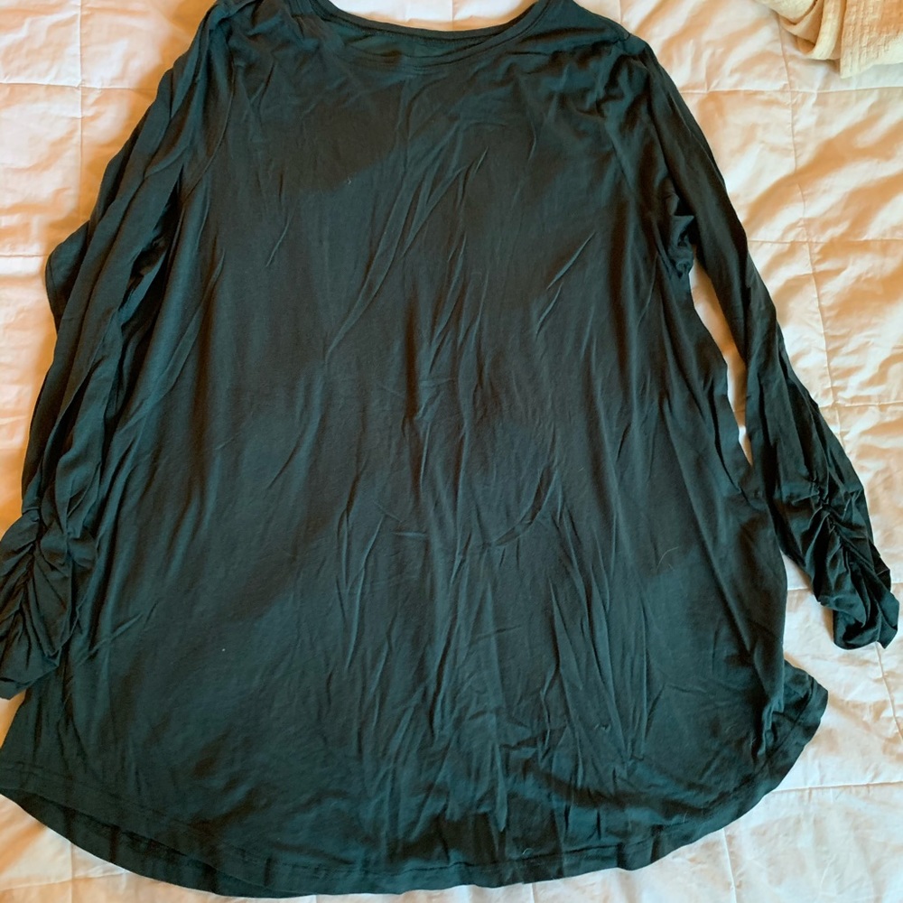 Torrid active top